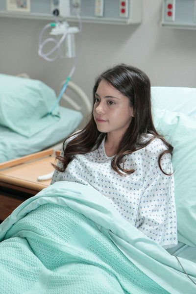 Parenthood (2010) : Photo Rosa Salazar