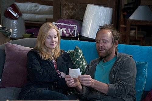 The Big C : Photo Laura Linney, John Benjamin Hickey