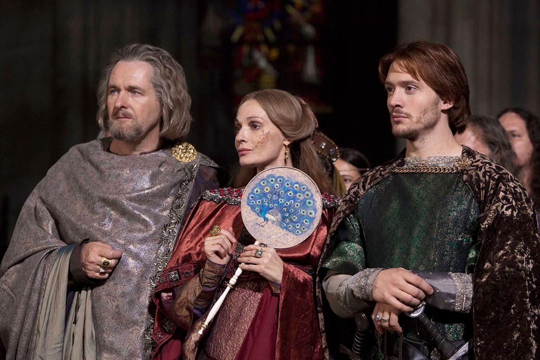 Photo Sarah Parish, Robert Bathurst, David Oakes