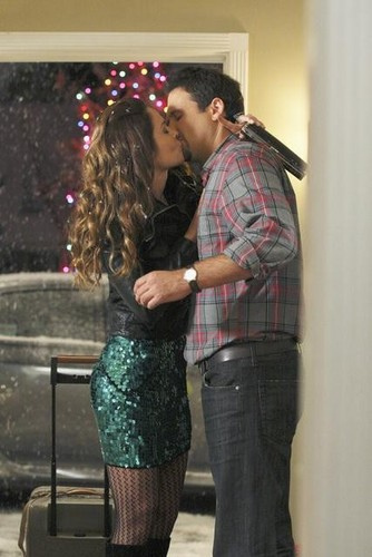 Suburgatory : Photo Jeremy Sisto, Gloria Votsis