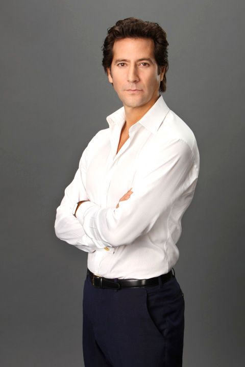 Photo Henry Ian Cusick