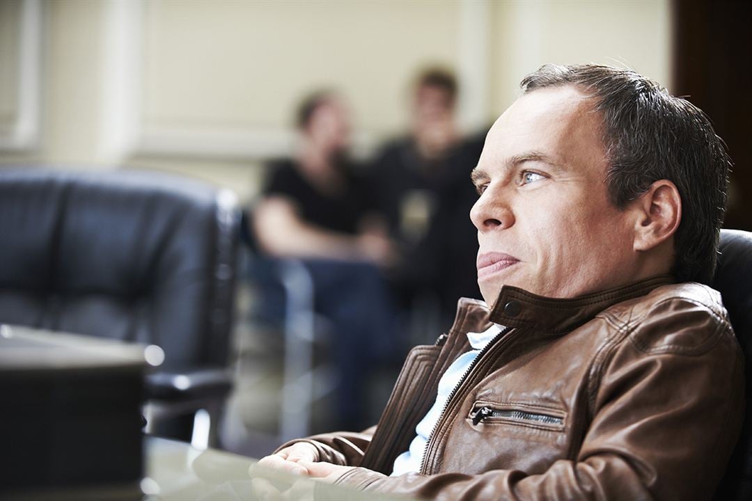 Life's Too Short : Photo Warwick Davis