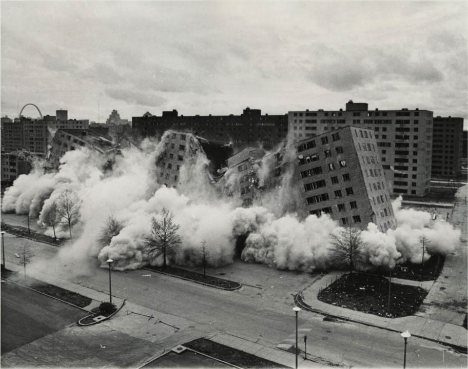 The Pruitt-Igoe Myth : Photo