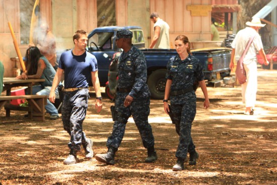 Last Resort : Photo Daisy Betts, Andre Braugher, Scott Speedman