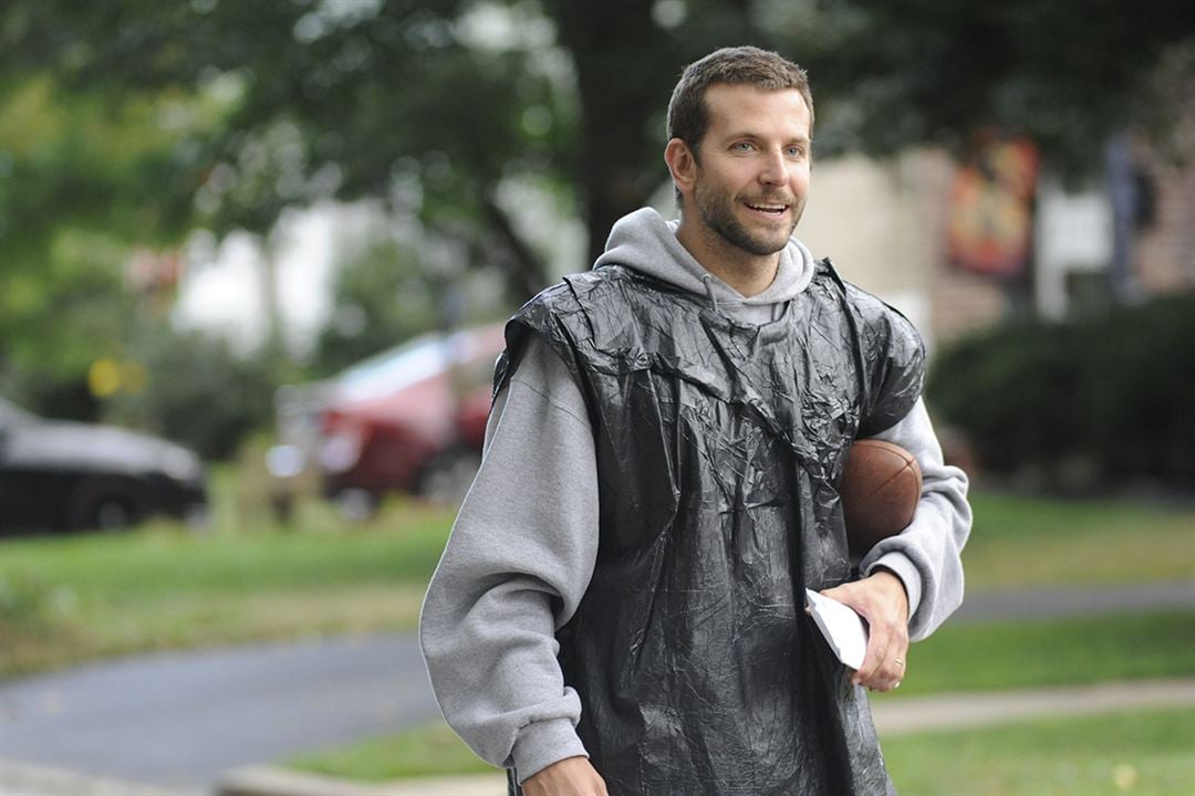 Happiness Therapy : Photo Bradley Cooper