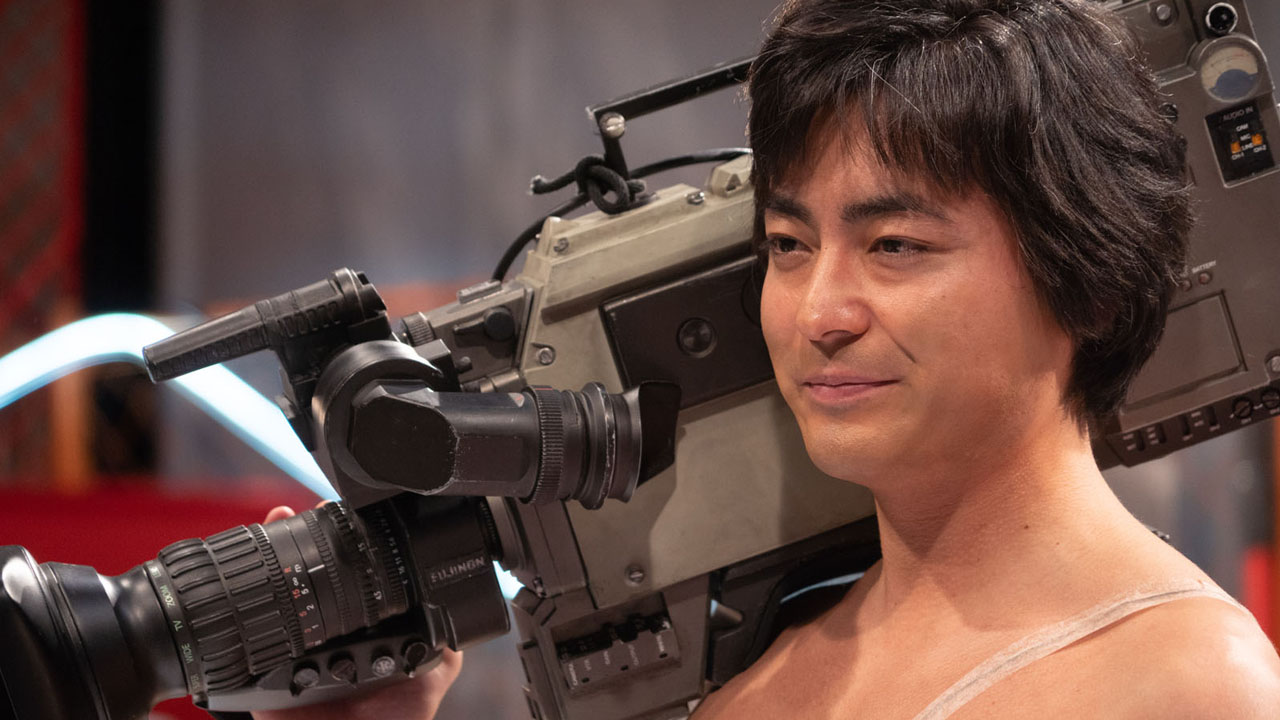 The Naked Director sur Netflix qui est Toru Muranishi, lhomme qui a révolutionné le porno japonais ? - News Séries à la TV