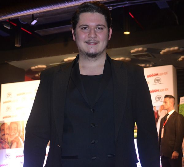 Dügün Dernek : Photo