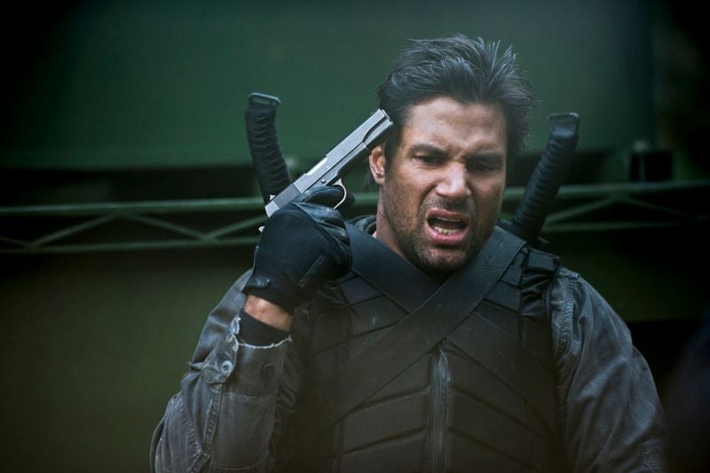 Arrow : Photo Manu Bennett