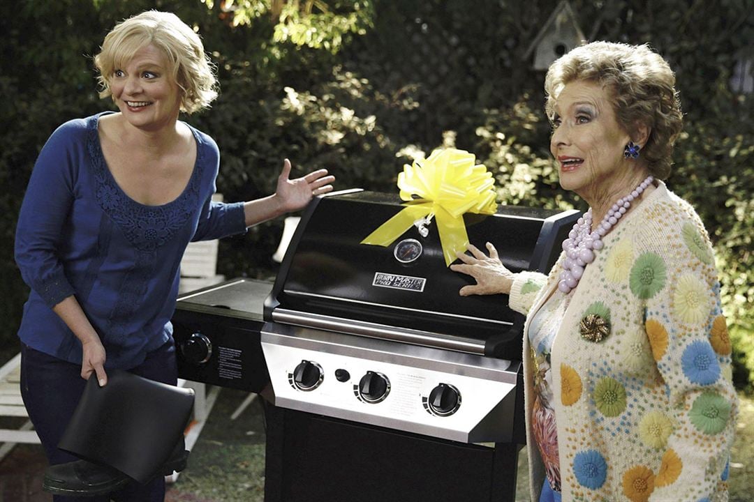 Raising Hope : Photo Martha Plimpton, Cloris Leachman