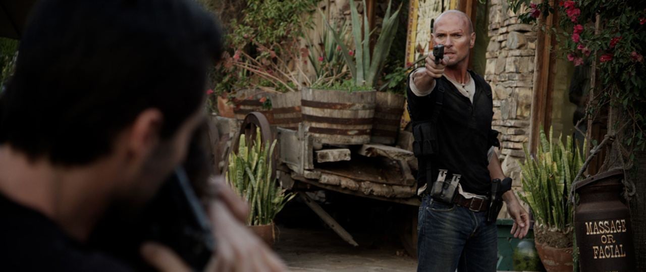 Dead Drop : Photo Luke Goss