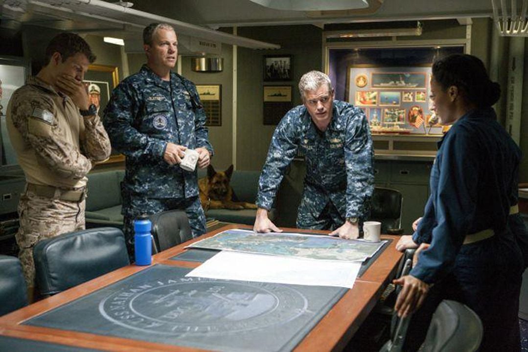 The Last Ship : Photo Travis Van Winkle, Eric Dane, Adam Baldwin
