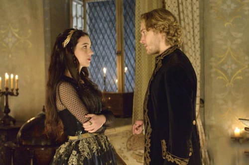 Reign : le destin d'une reine : Photo Adelaide Kane, Toby Regbo