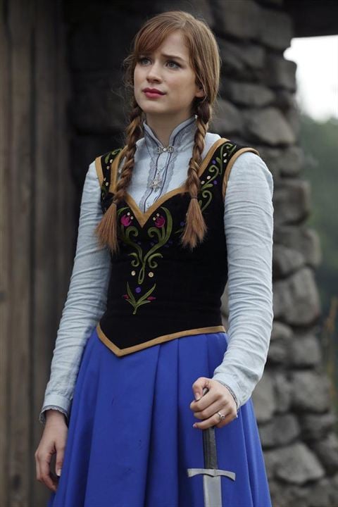 Once Upon a Time : Photo Elizabeth Lail