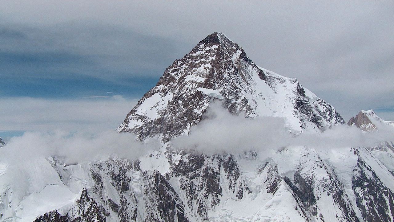The Summit : Photo