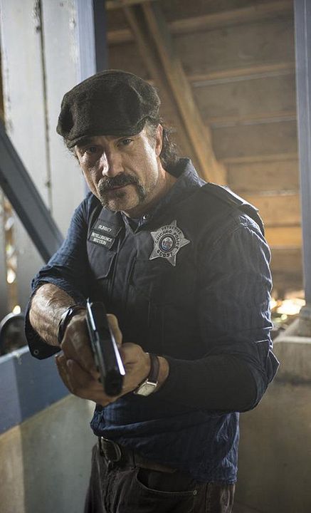 Chicago Police Department : Photo Elias Koteas