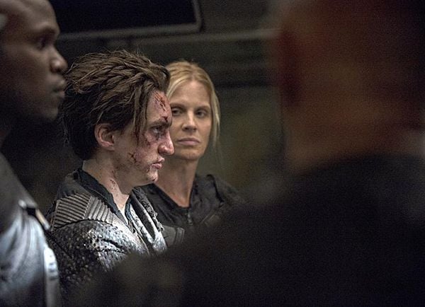 Les 100 : Photo Richard Harmon