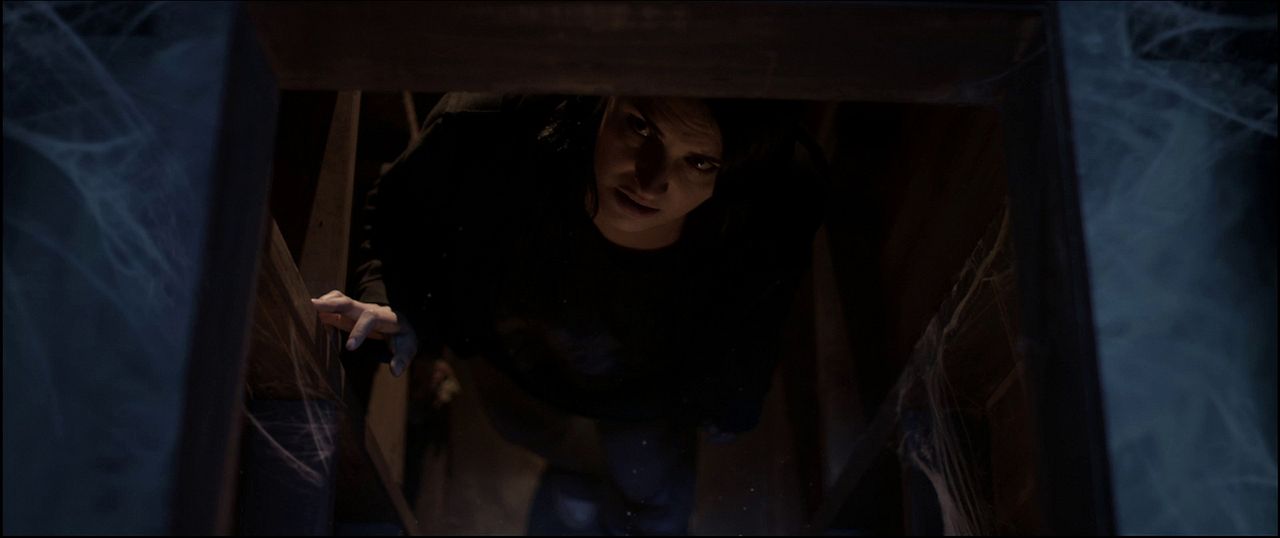 Housebound : Photo Morgana O’Reilly