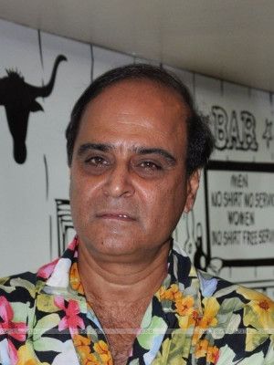 Affiche Karan Razdan