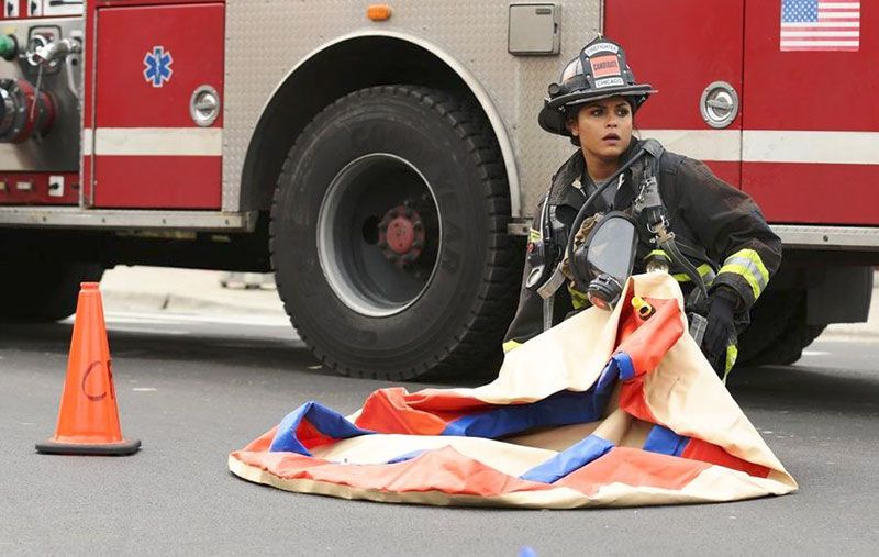 Chicago Fire : Photo Monica Raymund