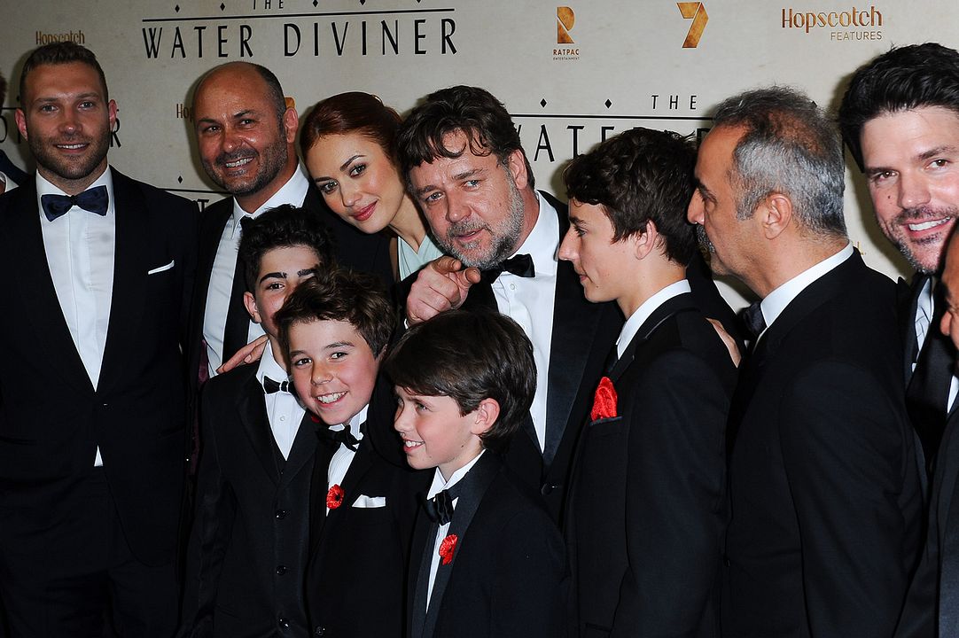 La Promesse d'une vie : Photo promotionnelle Olga Kurylenko, Russell Crowe, Jai Courtney, Tennyson Crowe