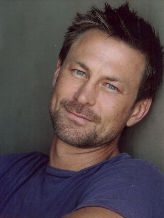 Affiche Grant Bowler