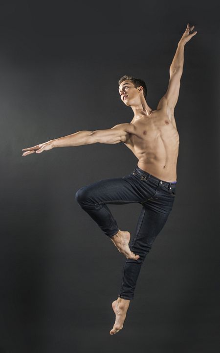 DANCERS : Photo