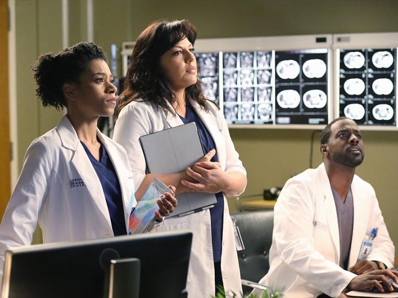 Grey's Anatomy : Photo Kelly McCreary, Saray Rodríguez, Lance Gross