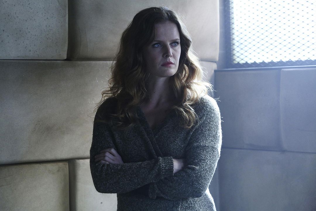 Once Upon a Time : Photo Rebecca Mader