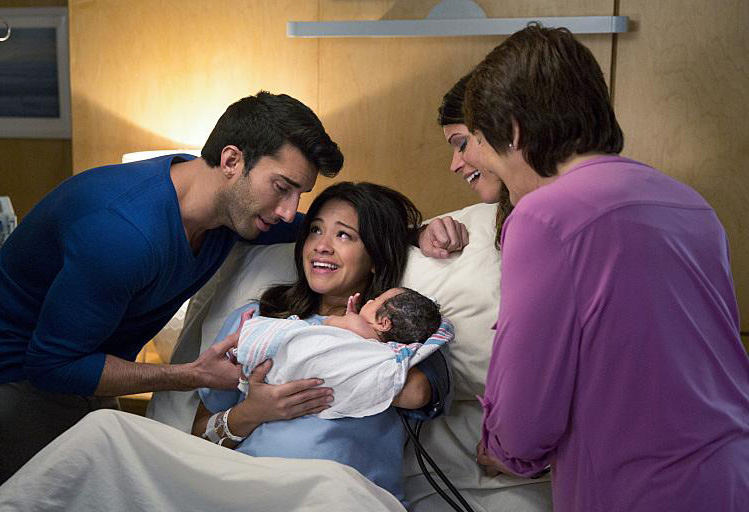 Jane The Virgin : Photo Andrea Navedo, Justin Baldoni, Gina Rodriguez