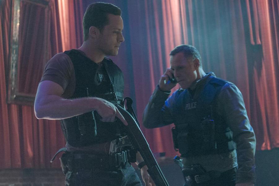 Chicago Police Department : Photo Jesse Lee Soffer, Jason Beghe
