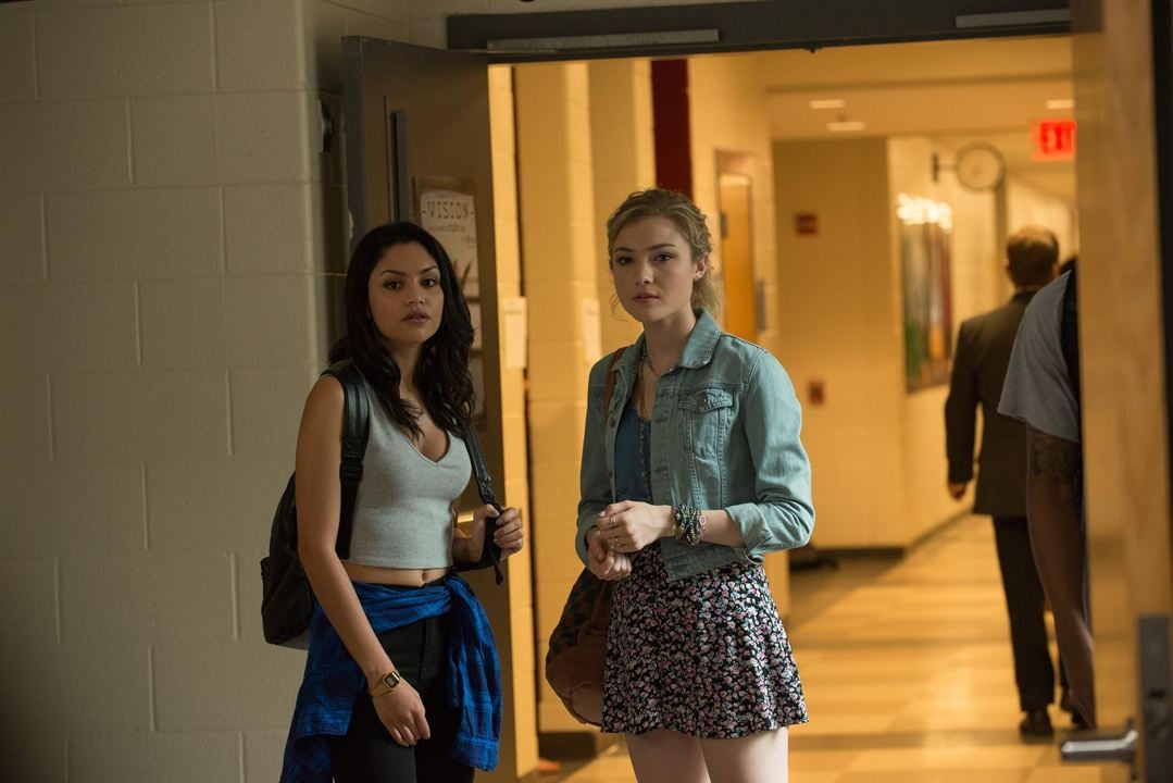 DUFF : Le faire-valoir : Photo Skyler Samuels, Bianca Santos