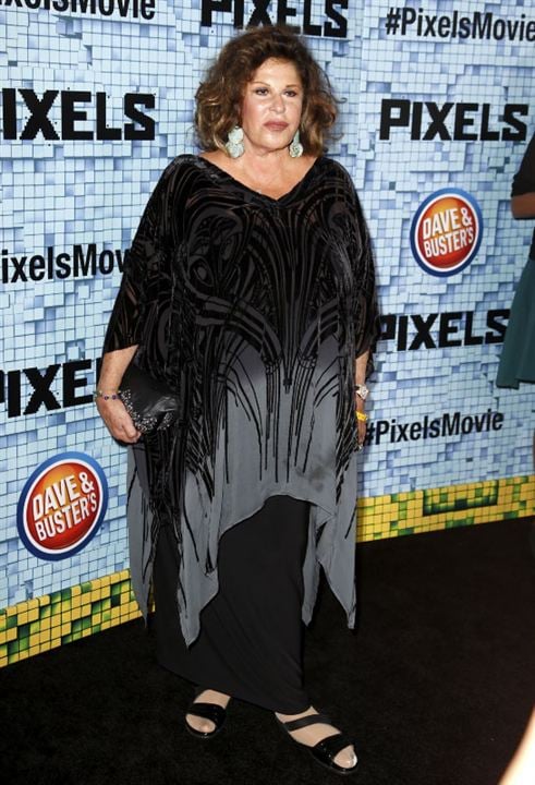 Pixels : Photo promotionnelle Lainie Kazan