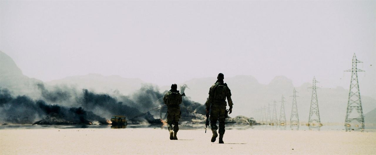 Monsters: Dark Continent : Photo