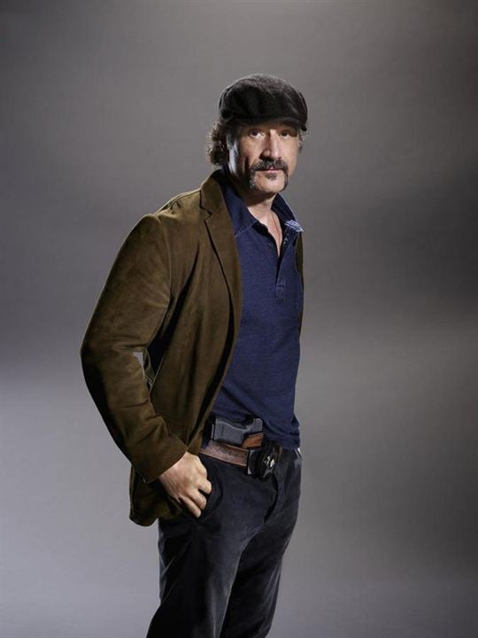 Photo Elias Koteas