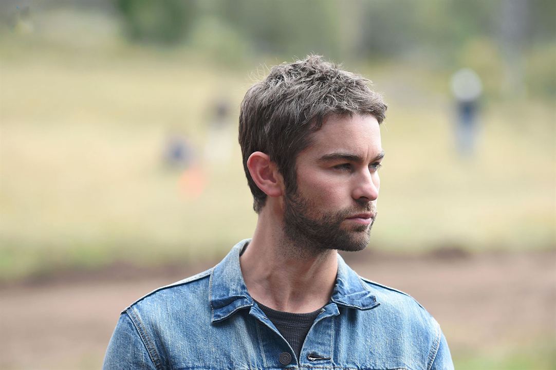 Blood and Oil : Photo Chace Crawford