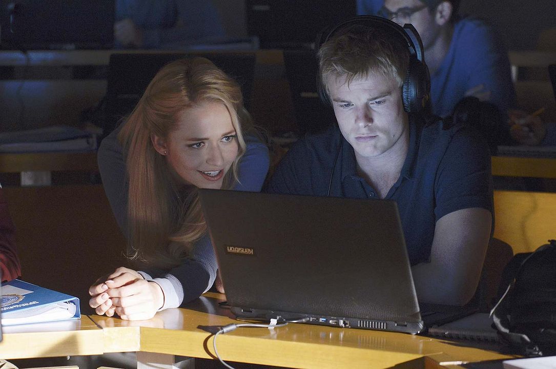 Quantico : Photo Johanna Braddy, Graham Rogers