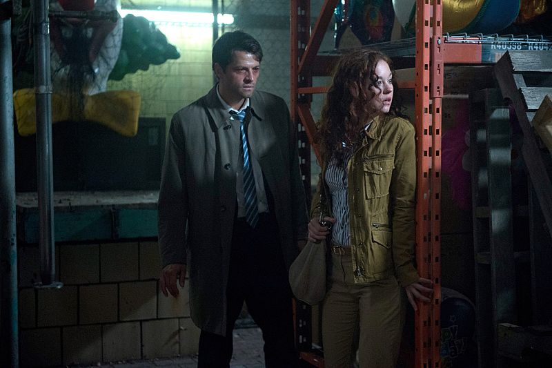 Supernatural : Photo Misha Collins, Ruth Connell