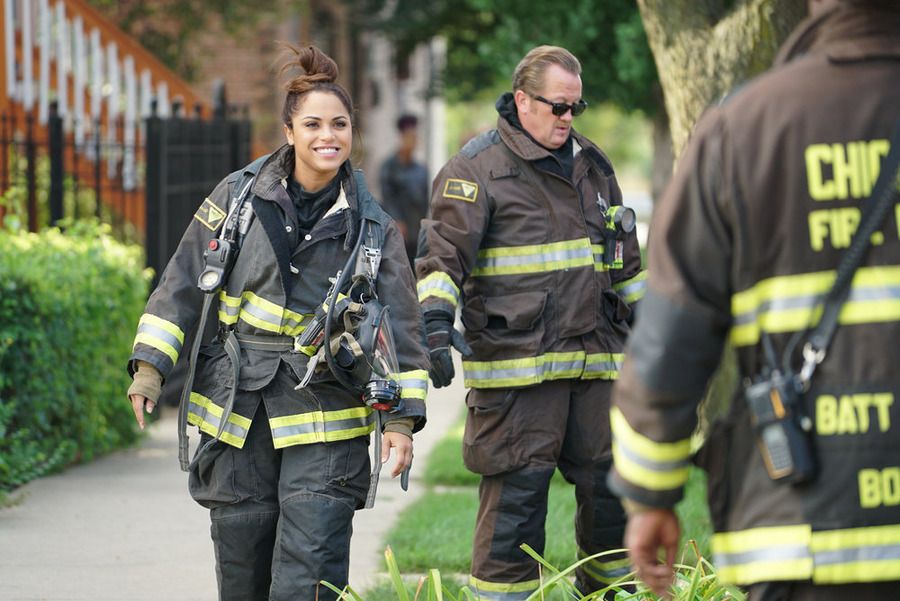 Chicago Fire : Photo Monica Raymund