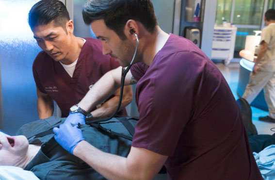Chicago Med : Photo Brian Tee, Colin Donnell