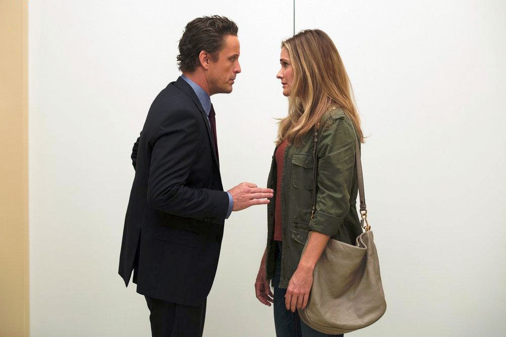 Game of Silence : Photo David Lyons, Bre Blair