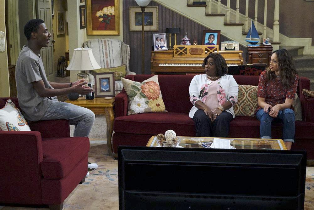 The Carmichael Show : Photo Amber West, Loretta Devine, Jerrod Carmichael