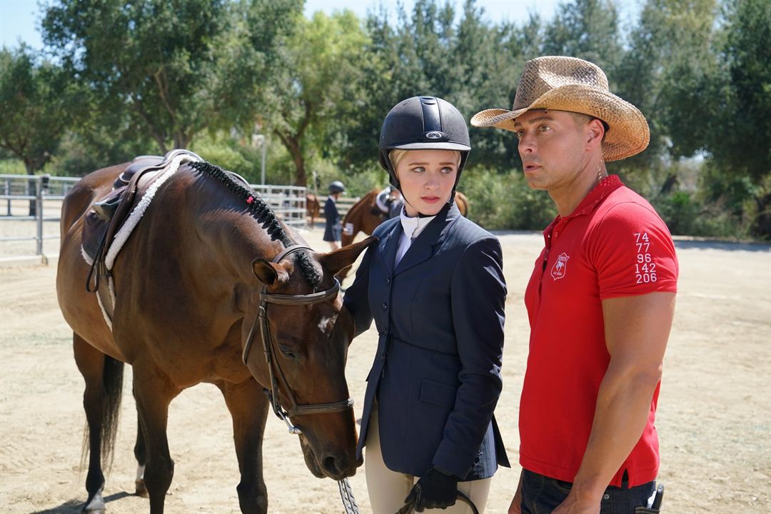 Emma's Chance : Photo Greer Grammer, Joey Lawrence