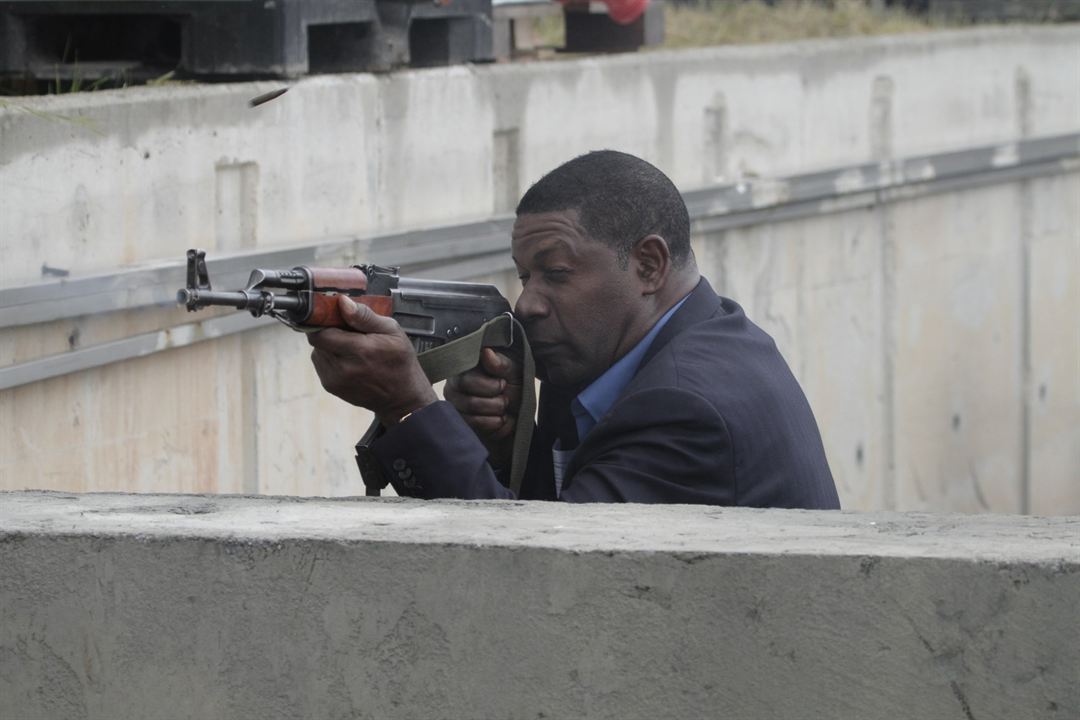 Sniper: Ghost Shooter : Photo Dennis Haysbert