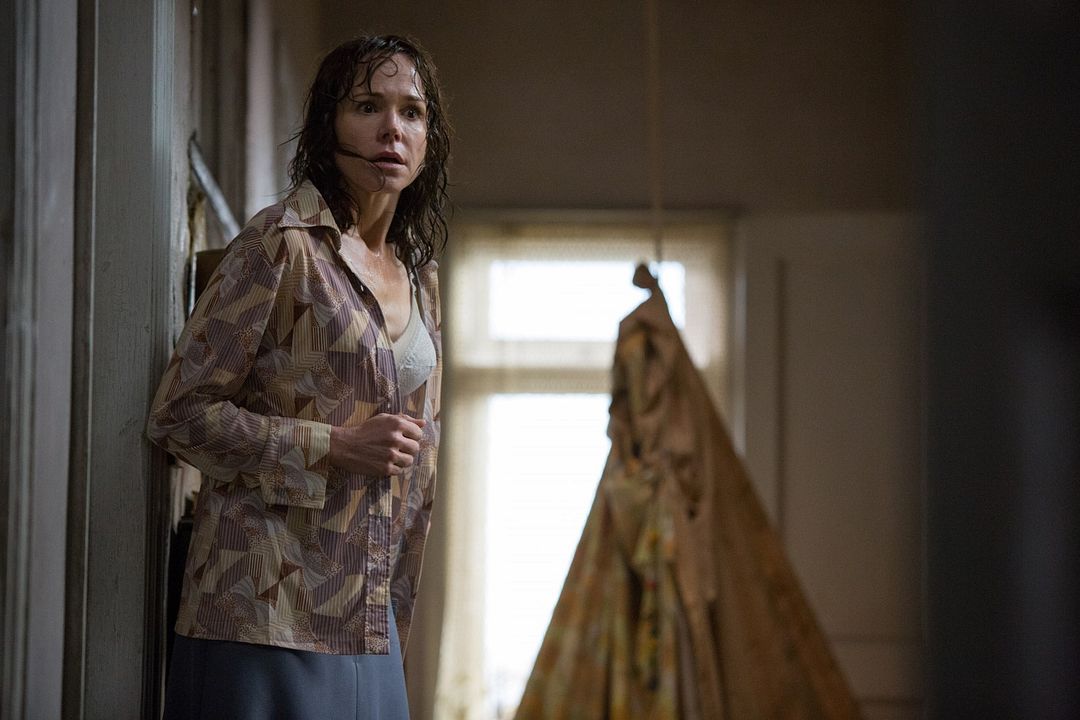 Conjuring 2 : Le Cas Enfield : Photo Frances O'Connor