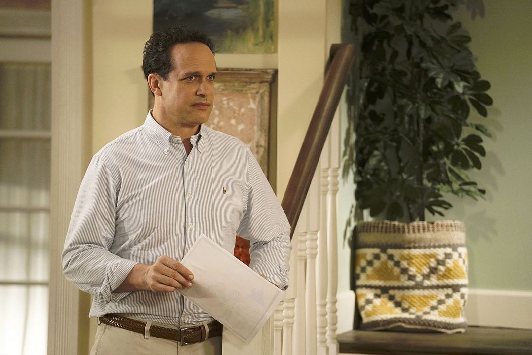 American Housewife (2016) : Photo Diedrich Bader