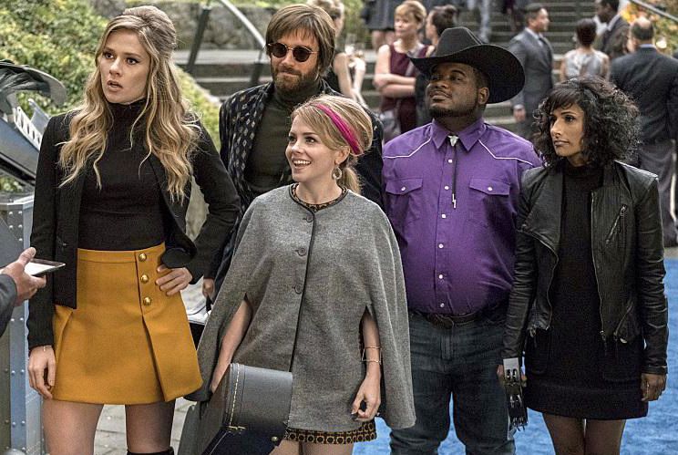 No Tomorrow : Photo Tori Anderson, Joshua Sasse, Sarayu Blue, Jonathan Langdon, Kelly Stables