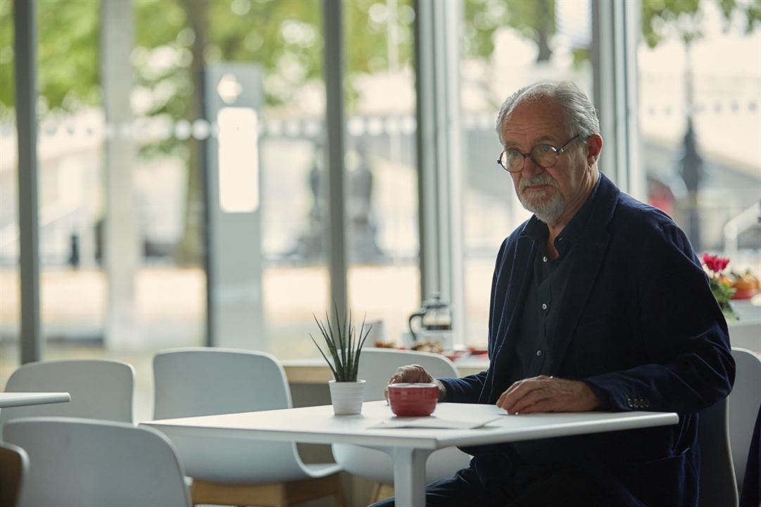 A l’heure des souvenirs : Photo Jim Broadbent