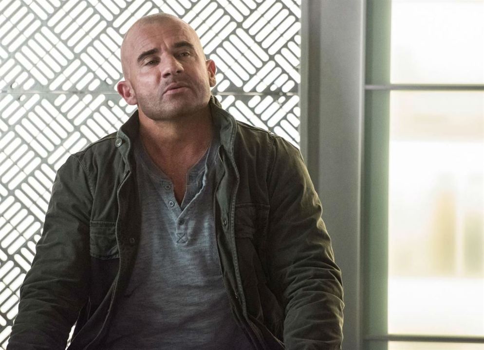 DC's Legends of Tomorrow : Photo Dominic Purcell