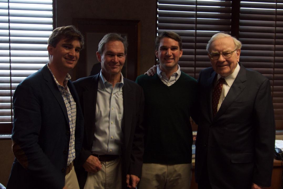 Becoming Warren Buffett : Photo