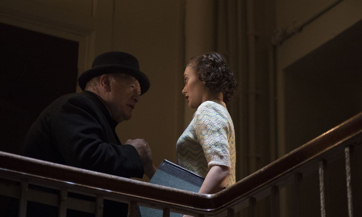 Churchill : Photo Ella Purnell, Brian Cox